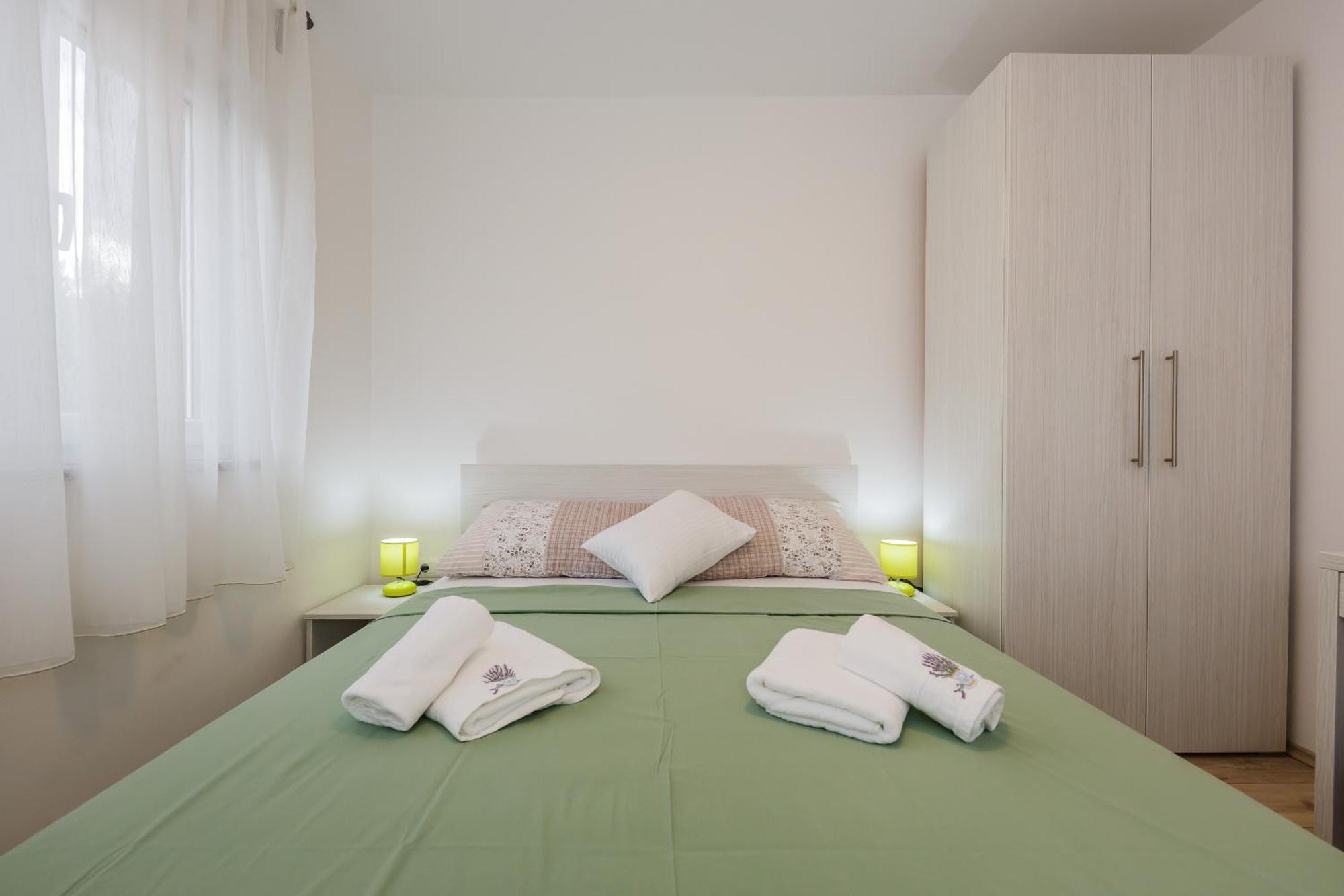 Apartments Mare Trogir Chambre photo