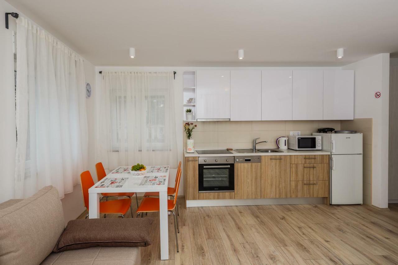 Apartments Mare Trogir Extérieur photo