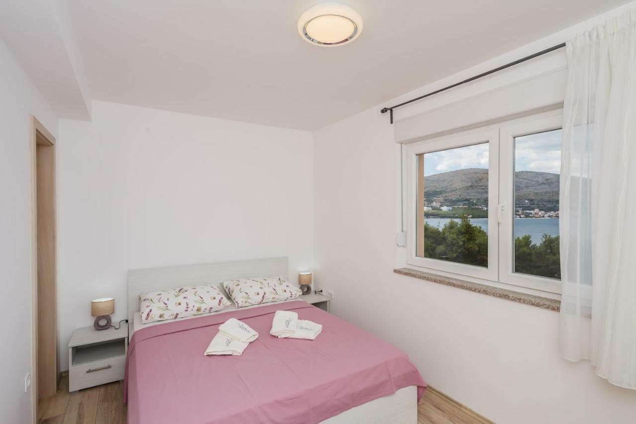 Apartments Mare Trogir Extérieur photo