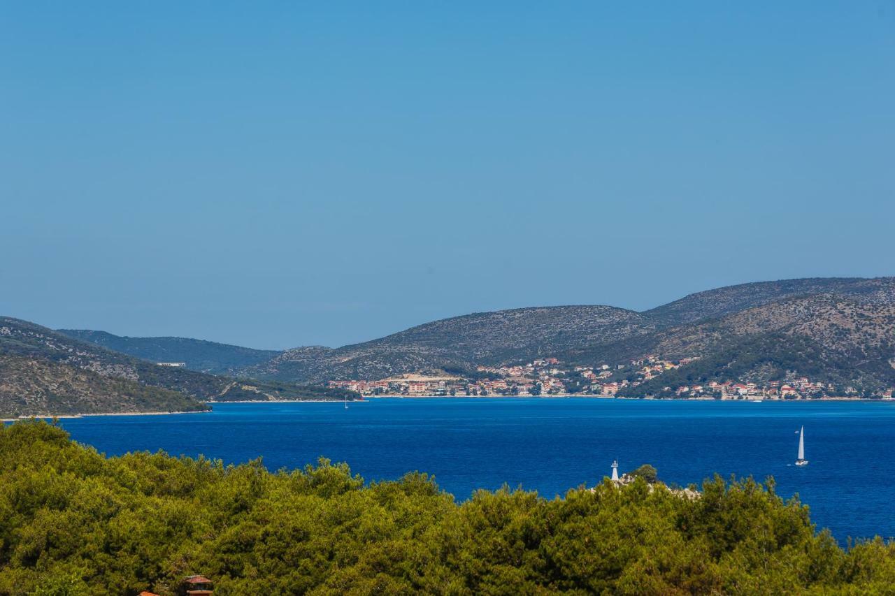 Apartments Mare Trogir Extérieur photo