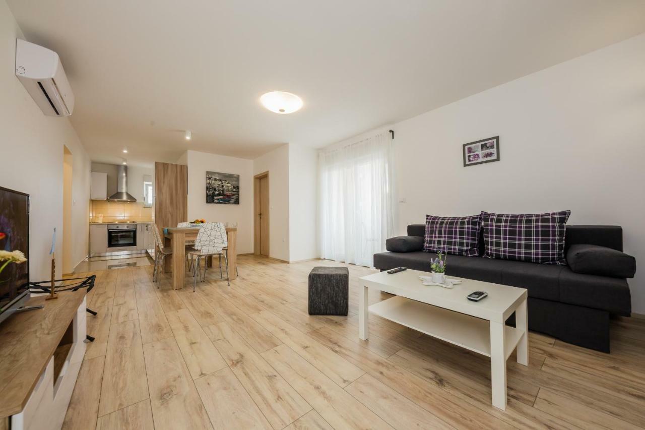 Apartments Mare Trogir Extérieur photo