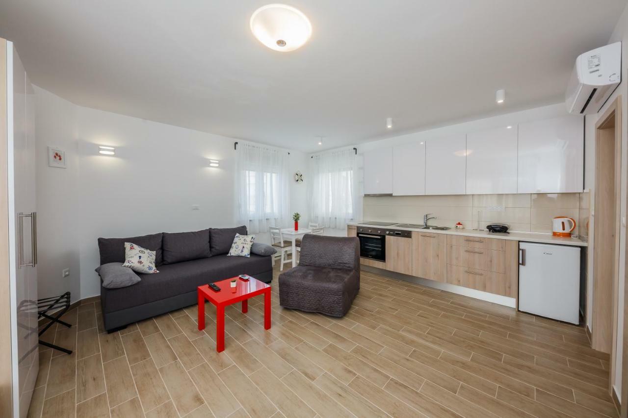 Apartments Mare Trogir Extérieur photo