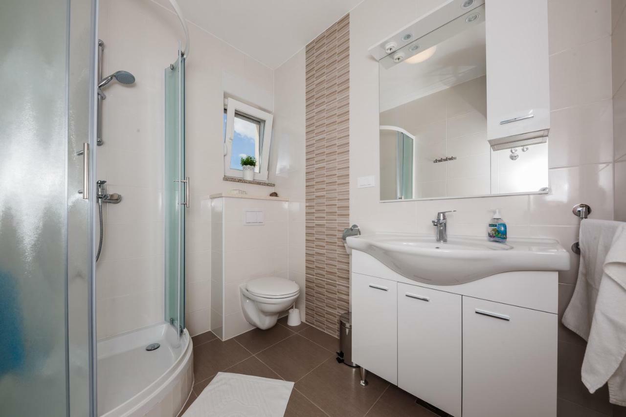 Apartments Mare Trogir Chambre photo