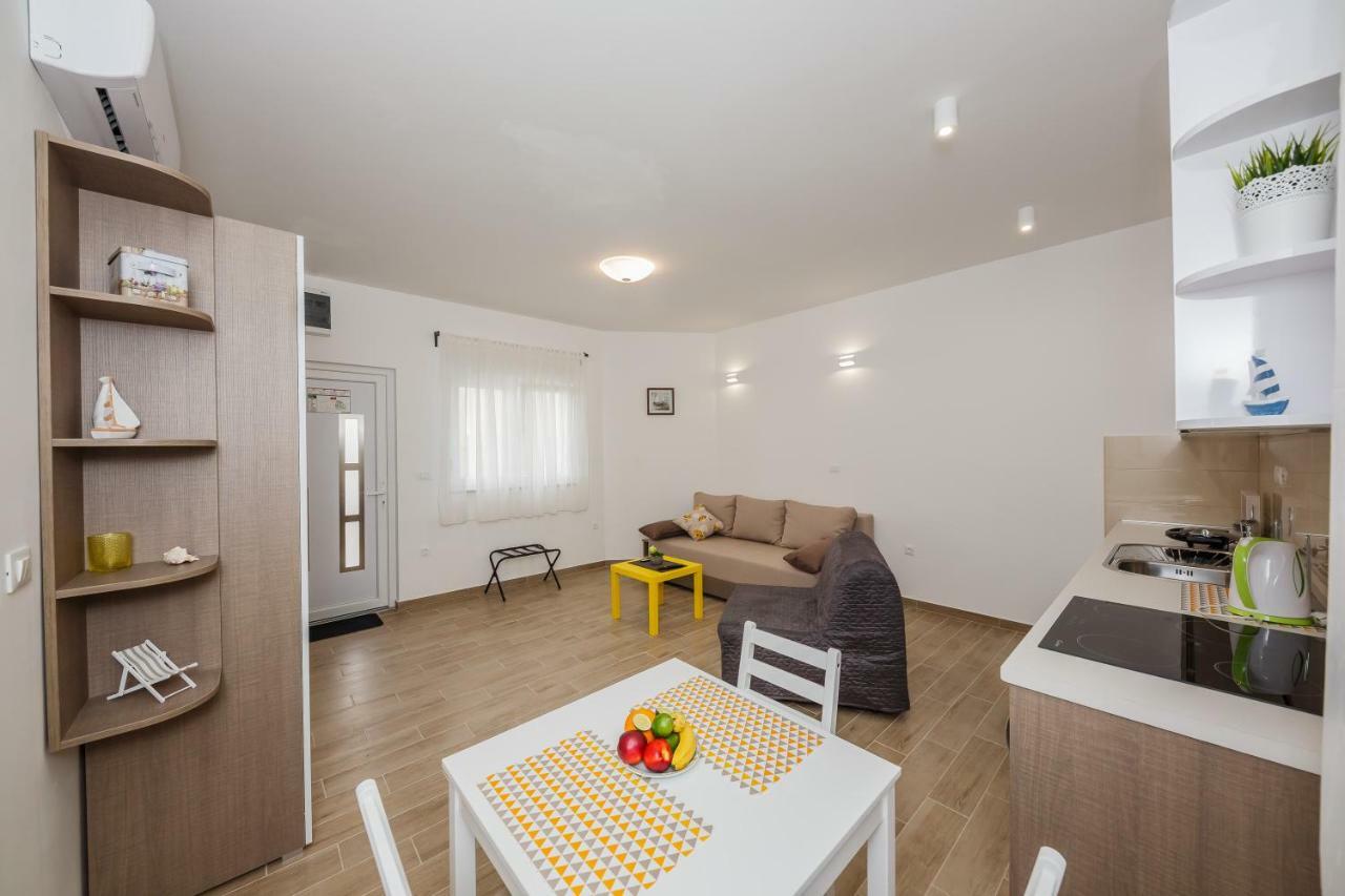 Apartments Mare Trogir Extérieur photo